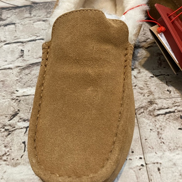 NWT Dluxe by Dearfoama men’s genuine shearling warm & comfy slippers shoes 11 - Picture 4 of 11